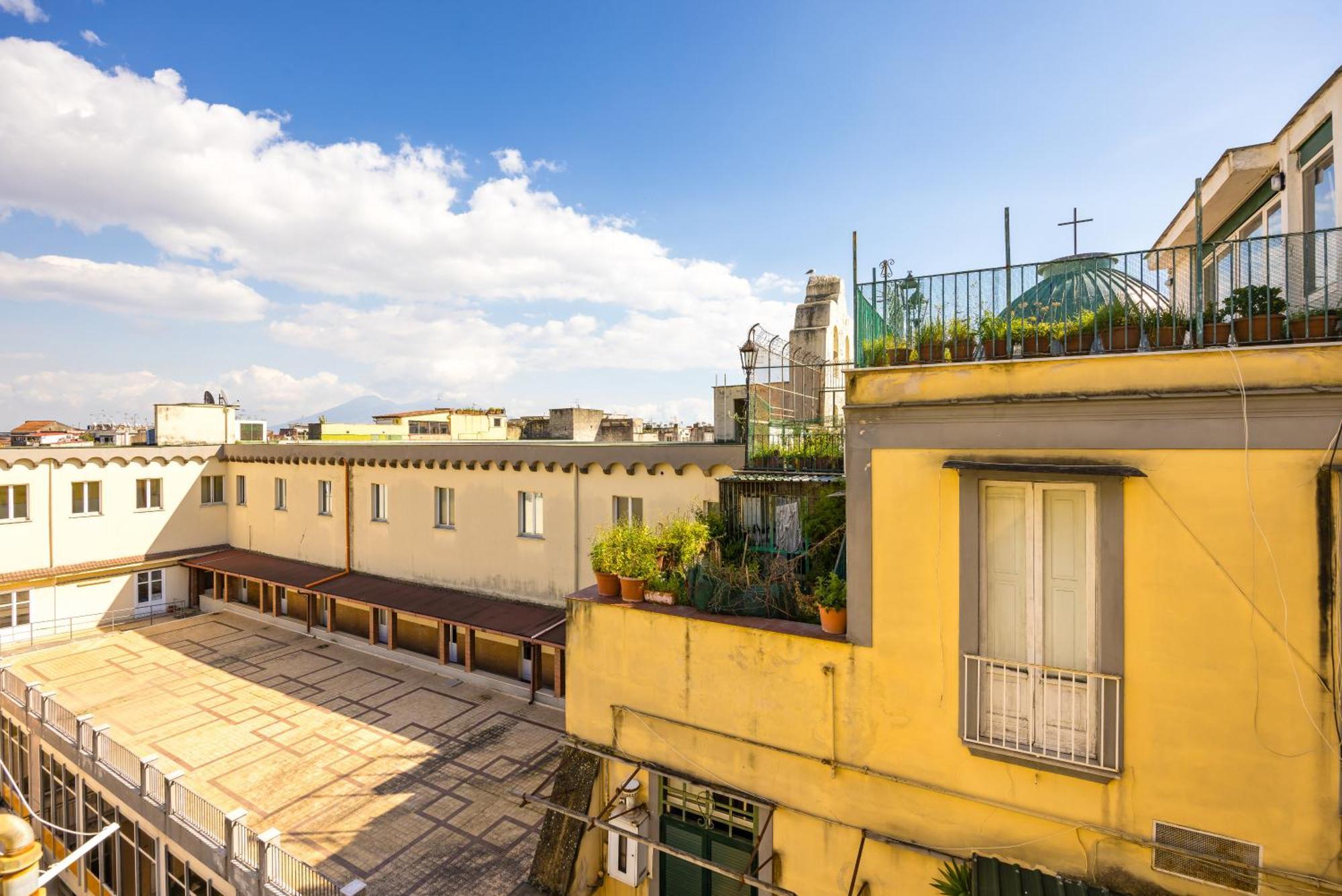Apartamento Carrozzieri Nest At Historical Center Nápoles Exterior foto