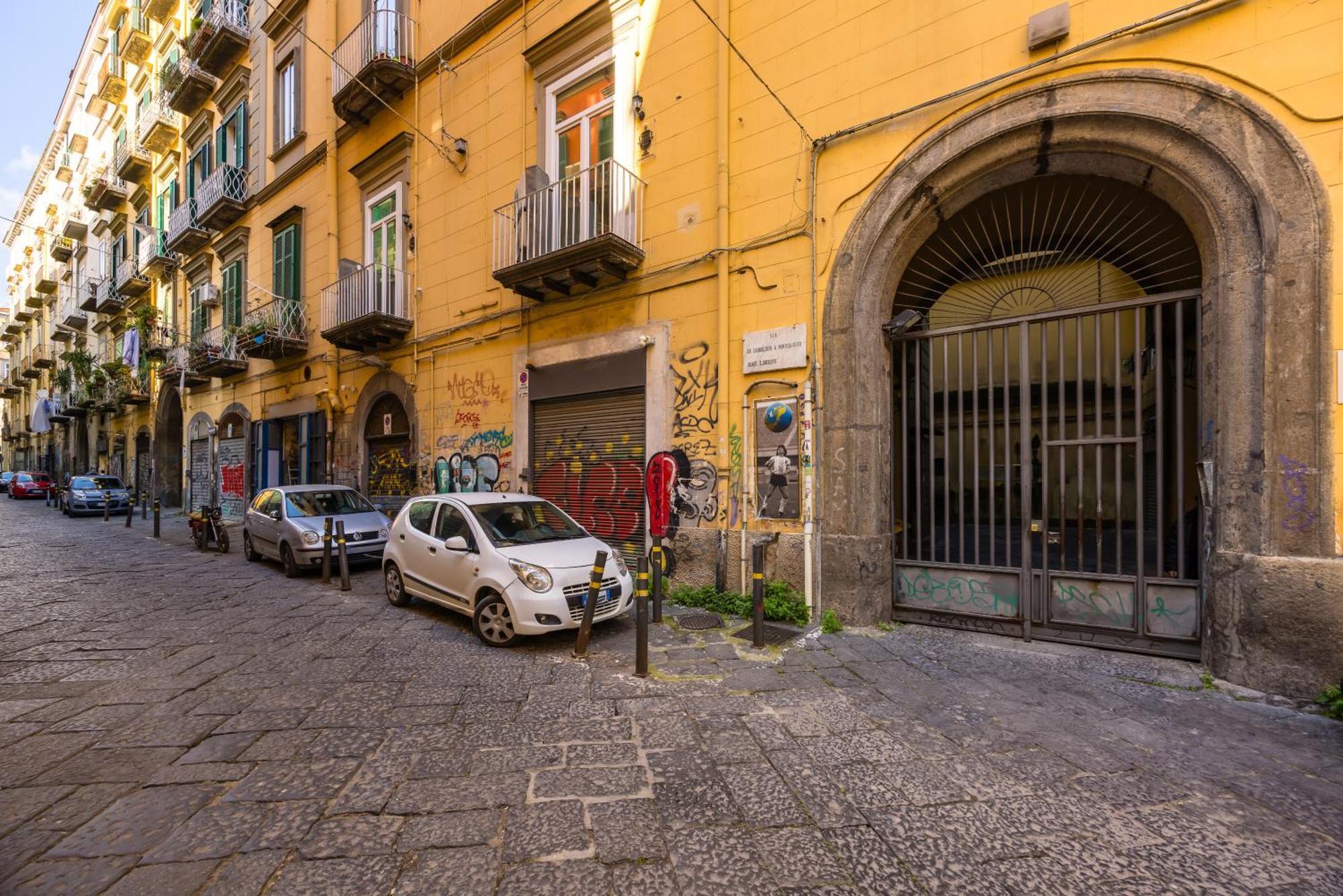 Apartamento Carrozzieri Nest At Historical Center Nápoles Exterior foto